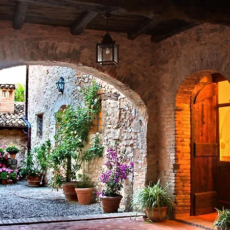 בית חווה Borgo Della Marmotta *