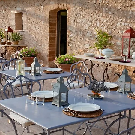 בית חווה Borgo Della Marmotta