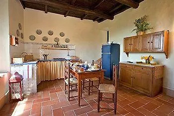 בית חווה Borgo Della Marmotta